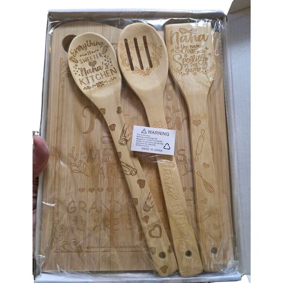 Cocomong Nana's Kitchen Wooden Cutting Board With Utensils Gift Set New - Picture 2 of 5